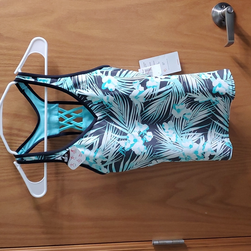 Swimming suit